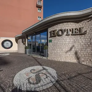 **** Hotel Ih Milano St. John Italia